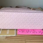 Michael Kors Set Photo 17