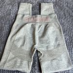 Gymshark  Beige/Gray Pink Seamless Buttlift Leggings Size Med EUC #0837-AT Photo 2