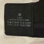 Lululemon  Energy Bra High Support Size 32DD Black Sports Bra Wireless Workout Photo 9