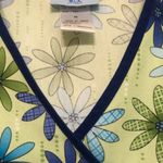 Sb Scrubs  Sz M Floral Scrub Top Photo 1