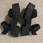 UGG Ashton Ankle Sandals Photo 3