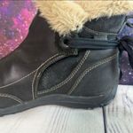 Merrell Women's Misha Black Leather Insulated Faux Fur Ankle Booties Size 9 Photo 2