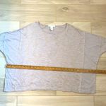 Design History || Grey/gold print boho top Photo 10