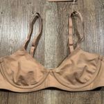 SKIMS NWT  FITS EVERYBODY UNLINED DEMI BRA Photo 1