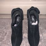 Carlos Santana Heels Photo 3