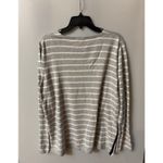 Vineyard Vines  Women's Pop Stripe V-Neck Top - XL Photo 6