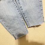 Gap  Women’s Jeans 28/6 Distressed Skinny Blue Denim stretch ripped knees Photo 3