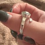 Elegant Silver Ring with Green Stone Photo 2