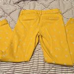 Old Navy Mid-Rise Daisy-Print Pixie Ankle Pants for Women Photo 3