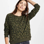 Rails ‎ Theo Olive Green Flocked Leopard Sweatshirt size medium Photo 0