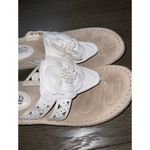 White Cliffs By White Mountain Cynthia Flower Rhinestone Thong Wedge Sandals 9.5 Photo 8