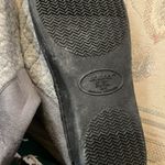 Isotoner Ladies  slippers 7 1/2 Photo 2