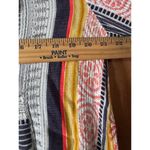 AP NY Printed V Photo 6