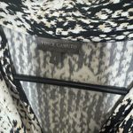 Vince Camuto sz L Sleeveless Stretchy Blouse Office Career black white snakeskin Photo 3