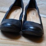 Clarks Neily Pearl Classic Black Office Heel Cushioned Insole Pumps Size 6.5 Photo 2