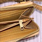 Leaf Patterned Tan Cork Crossbody Bag Photo 9