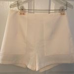Sincerely Jules  white shorts size Lg Photo 0