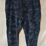 Lululemon  Scuba High-Rise Jogger Photo 0
