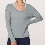 Meant To Move Long Sleeve in Sheer Luon Pebble Jacquard V2 Arctic Gray Ice Gray Size 6 Photo 0
