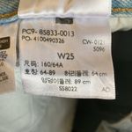 Levi's 501 Mid Thigh Denim Shorts Size 25 Distressed Light Wash Raw Hem Loose Photo 5