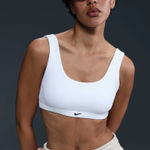 Nike Alate All U Women’s Ribbed Sports Bra- Size Small Photo 0