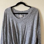 UGG  Australia Marled Gray Twist Front Long Sleeve Scoop Neck Knit Top Women’s M Photo 6