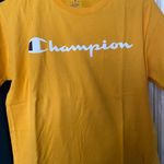 Champion T-shirt Photo 0