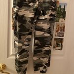 Bershka  CARGO PANTS Photo 1