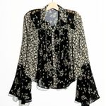 Free People  printed Boho flare sleeve blouse EUC Photo 8
