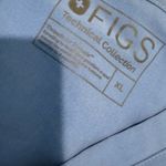 FIGS  Ceil Blue Scrub Top Casma size XL / EXTRA LARGE Photo 2