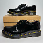 Dr. Martens  1461 Women's Leather Oxford Shoes in Black Distressed Patent Photo 0