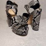 Guess Women's Lylah Platform Dress Sandals Strappy Size 7.5 M Black Photo 3