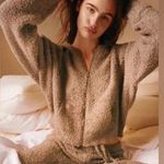 SKIMS  Sz XL Teddy Hoodie Full Zip Up Cozy Plush Knit Sweater in Tan Photo 1