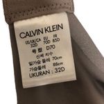 Calvin Klein Women's Liquid Touch Lightly Lined Scoop Neck Bra Photo 4