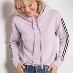 Evereve  Kerry Tape Trim Sleeves Lavender Pullover Hoodie Size S Raw Hem Photo 0