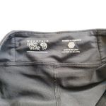 Mountain Hardwear Red Gray Shorts Athletic Womens Size S Lined Yoga Running Photo 2