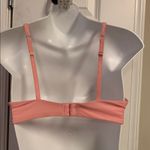 Daisy Fuentes  Pink Bra 36D Photo 4