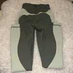 Lululemon Athletica Wade the Waters High-Rise Paddle Tight 28" size 2 Photo 4