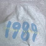 Taylor Swift  1989 (Taylor’s Version) Spotify Fan’s First Crewneck Sweatshirt S Photo 3
