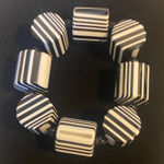 Chunky Black and White Striped lucite bead stretch bracelet Photo 0
