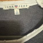 Junk food quarter length tee Def Leppard Photo 2