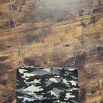 Torrid | ladies camouflage envelope purse. Photo 11