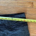 Yogalicious  gray leggings Photo 3