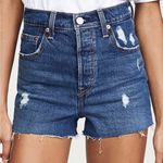 Levi's Levi’s Ribcage Premium Shorts Distressed in Medium Wash Charleston Chill Size 25 Photo 0