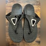 Vionic  | Orthaheel ladies flip flop shoe. Size: 8/39 Photo 5