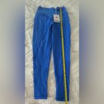 BOOM BOOTY blue textured leggings women size Large 🍑 Photo 4