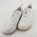Stylish White Sneakers Photo 0