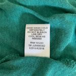 H.I.P. uneven hem flowy green top with round neck Photo 8