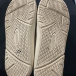 Baretraps  WOMENS 10 W Tan Elegant Floral Embroidered Women's Shoes Photo 7