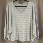 Andree by Unit  V-Neck Striped Long Sleeve Top Photo 0